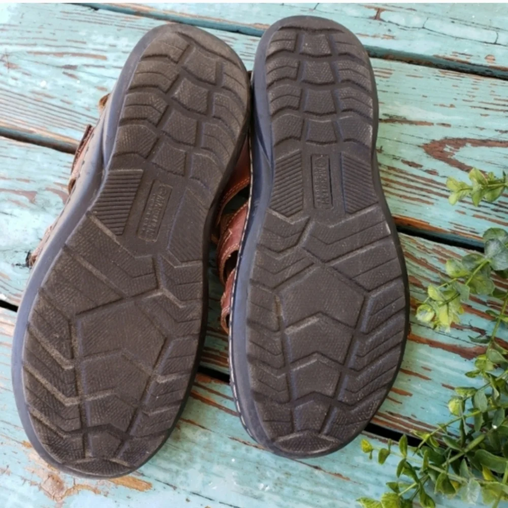 Magellan Outdoors Brown Leather Fisherman Sandals Men’s 11 Excellent Condition